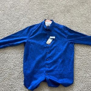 BRAND NEW: Robert Graham Button Down Shirt XLT